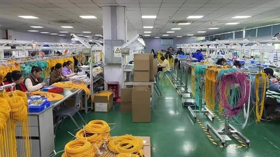 Shenzhen Chuanglixun Optoelectronic Equipment Co., Ltd. производственная линия завода