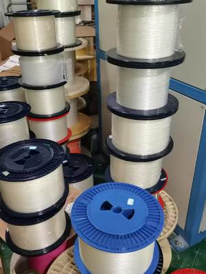 G657A2 Однорежимные голые оптические волокна 0,25 мм Ультратонкие изогнутые для FTTH и беспилотников